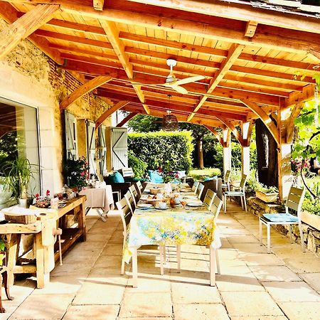 לינה וארוחת בוקר Mercuès Le Relais Des Anges מראה חיצוני תמונה