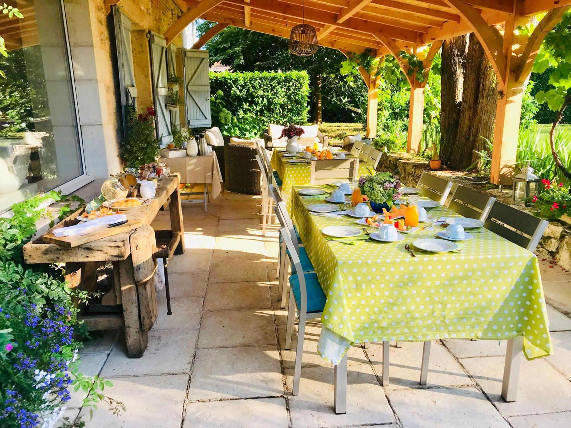 לינה וארוחת בוקר Mercuès Le Relais Des Anges מראה חיצוני תמונה