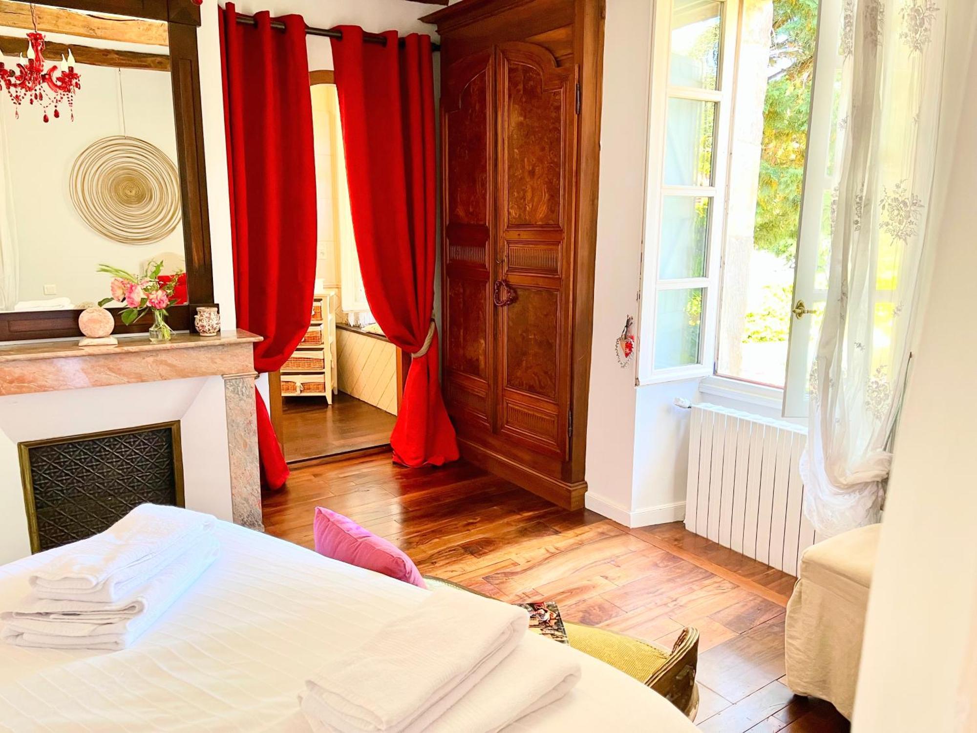 לינה וארוחת בוקר Mercuès Le Relais Des Anges מראה חיצוני תמונה