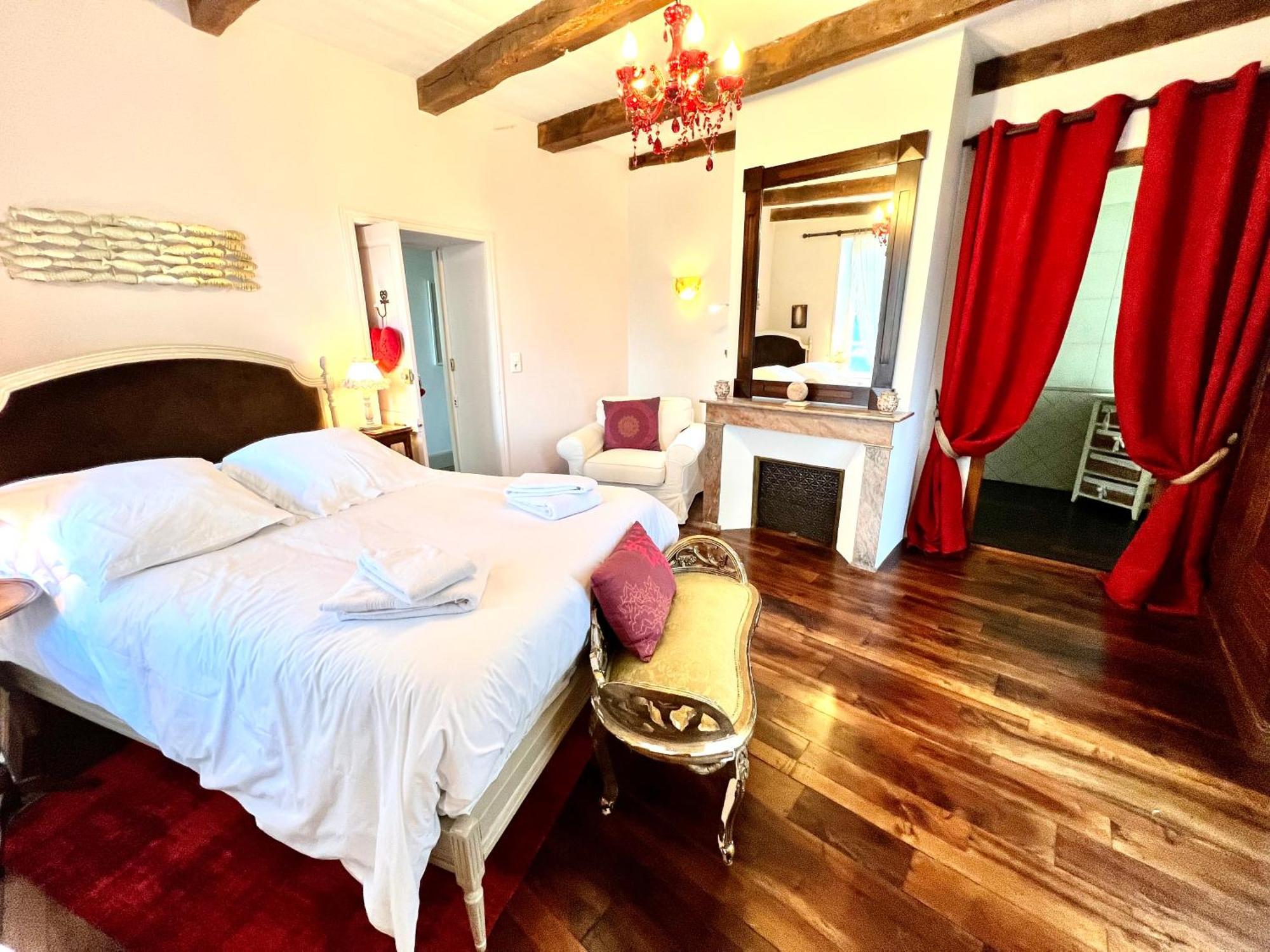 לינה וארוחת בוקר Mercuès Le Relais Des Anges מראה חיצוני תמונה
